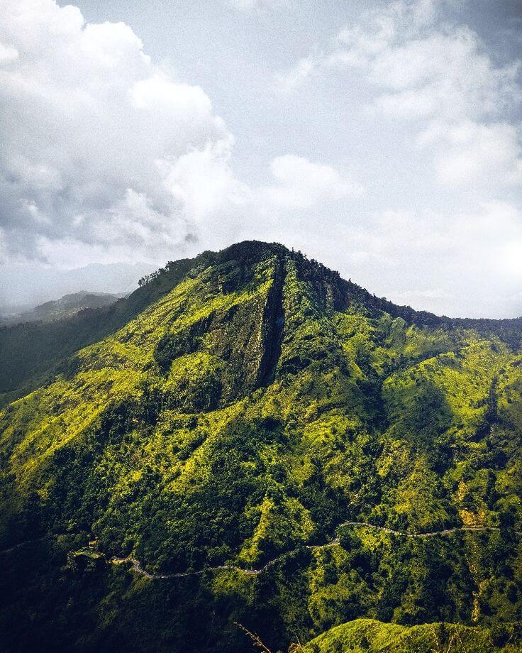 Misty mountains and green landscape around Ella