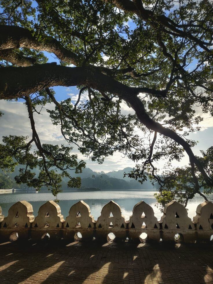 Kandy Lake