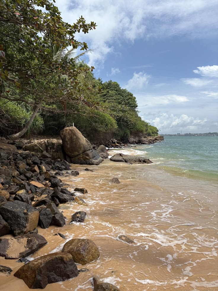 Luxury coastal escape in Sri Lanka