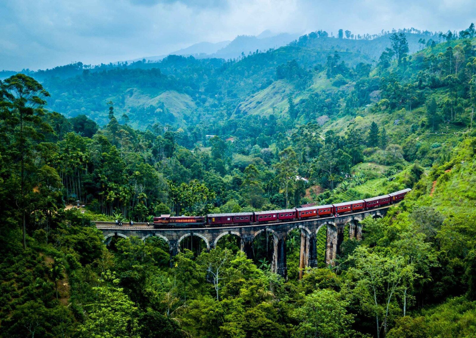Discover the Charm of Sri Lanka Railways: A Journey Through Scenic Beauty and Rich Culture