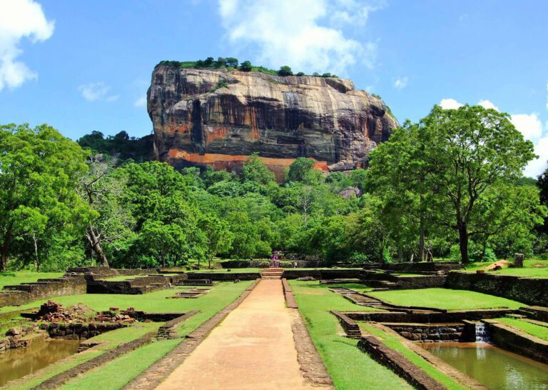 Wake up to Sigiriya — Sri Lanka experience