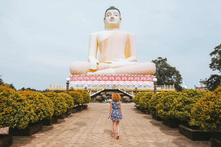 Exploring Sri Lanka’s Buddhist Temples