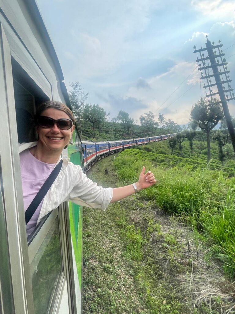 sri-lanka-scenic-train-journeys-guide